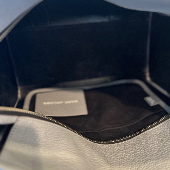 The Marc Jacobs Medium "The Tote Bag" in Wolf Grey - Picture 8 of 10